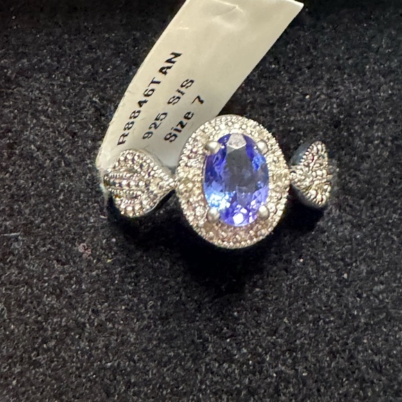 Stunning Women Rhoduim  Over Sterling  Diamond full 0.75 CTW Tanzanite Size 7